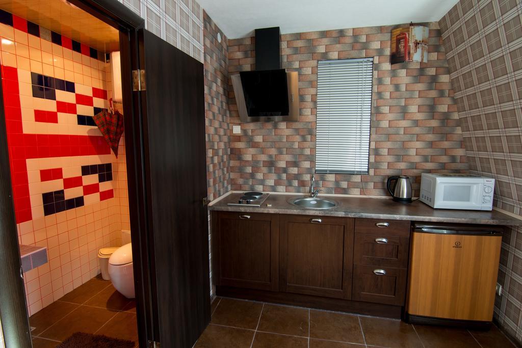 Dragomir Apartments Cherkasy Habitación foto