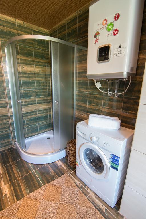 Dragomir Apartments Cherkasy Habitación foto